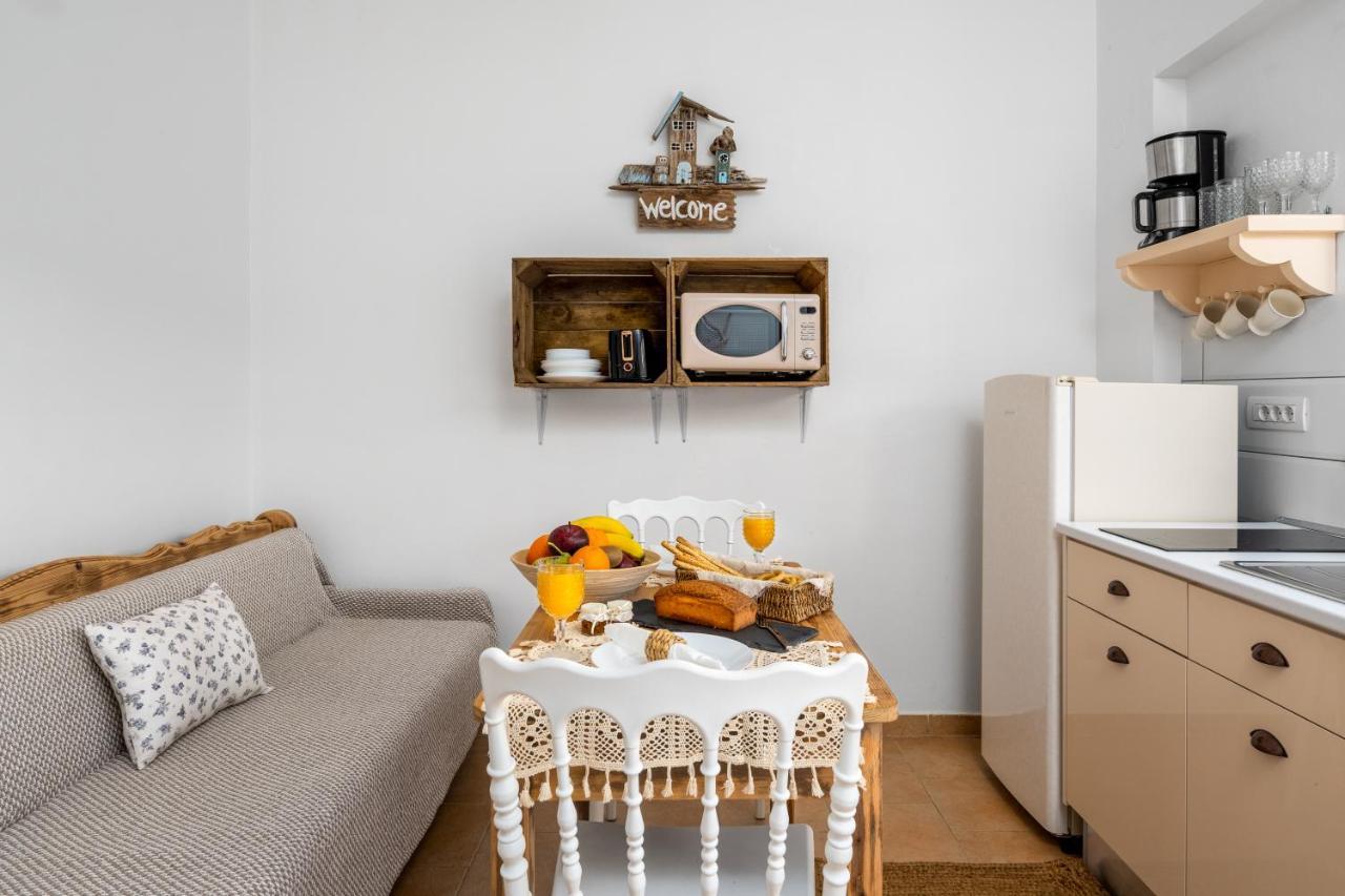 Afroditi Superior Apartments Archangelos  Ngoại thất bức ảnh