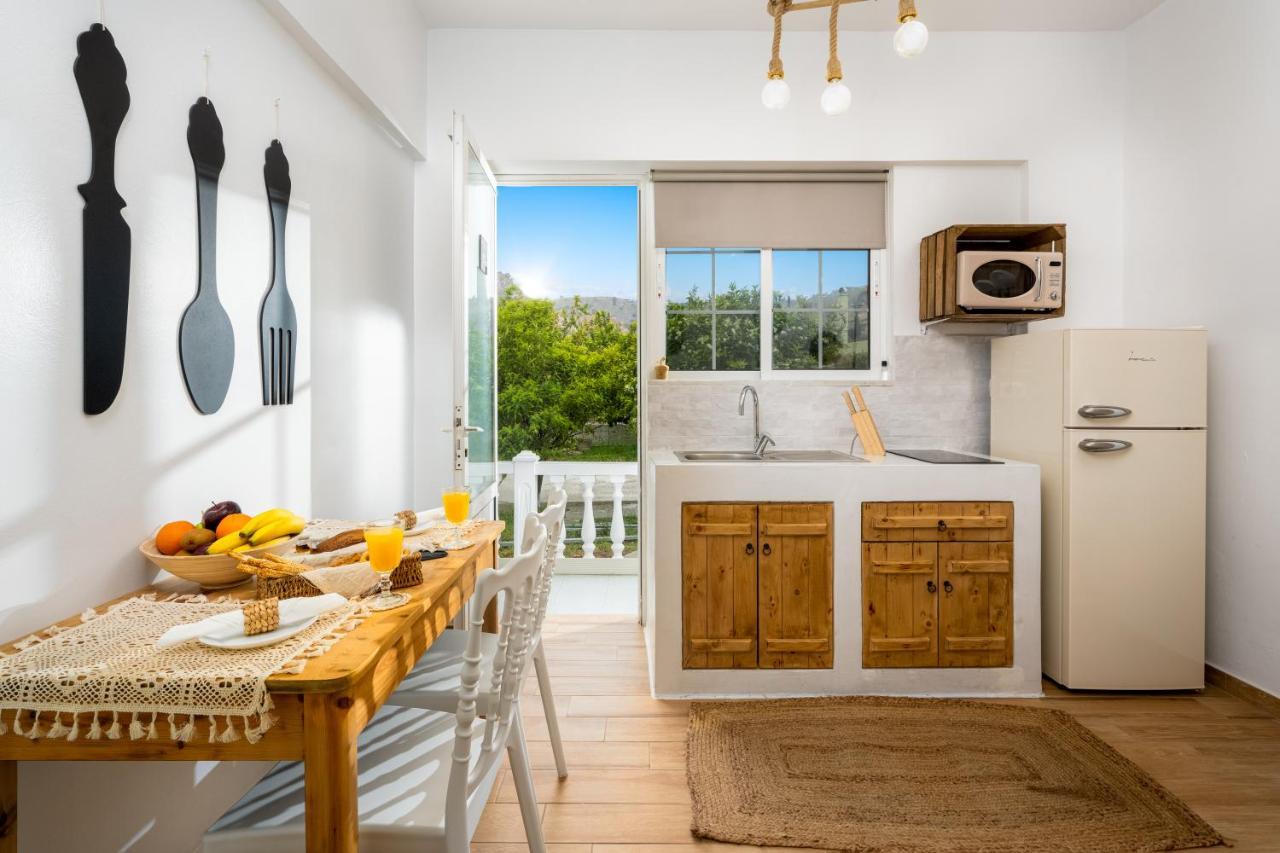 Afroditi Superior Apartments Archangelos  Ngoại thất bức ảnh